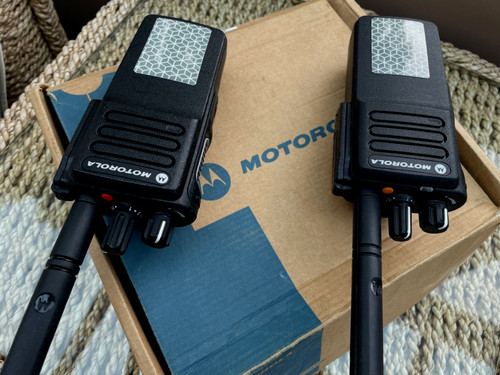 Motorola dp4400e uhf radio - dp4400e,