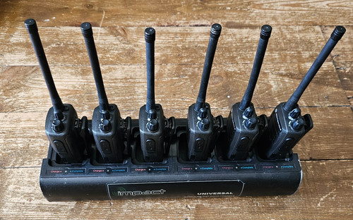 Motorola dp1400 vhf radio - 6x,