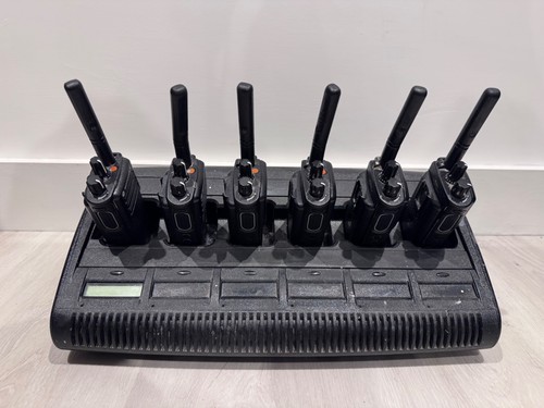Motorola dp4401e radio - motorola,