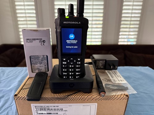 Motorola solutions uhf - uhf, (na)